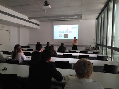 Lectura de Tesis de Maria Isabel Castellanos